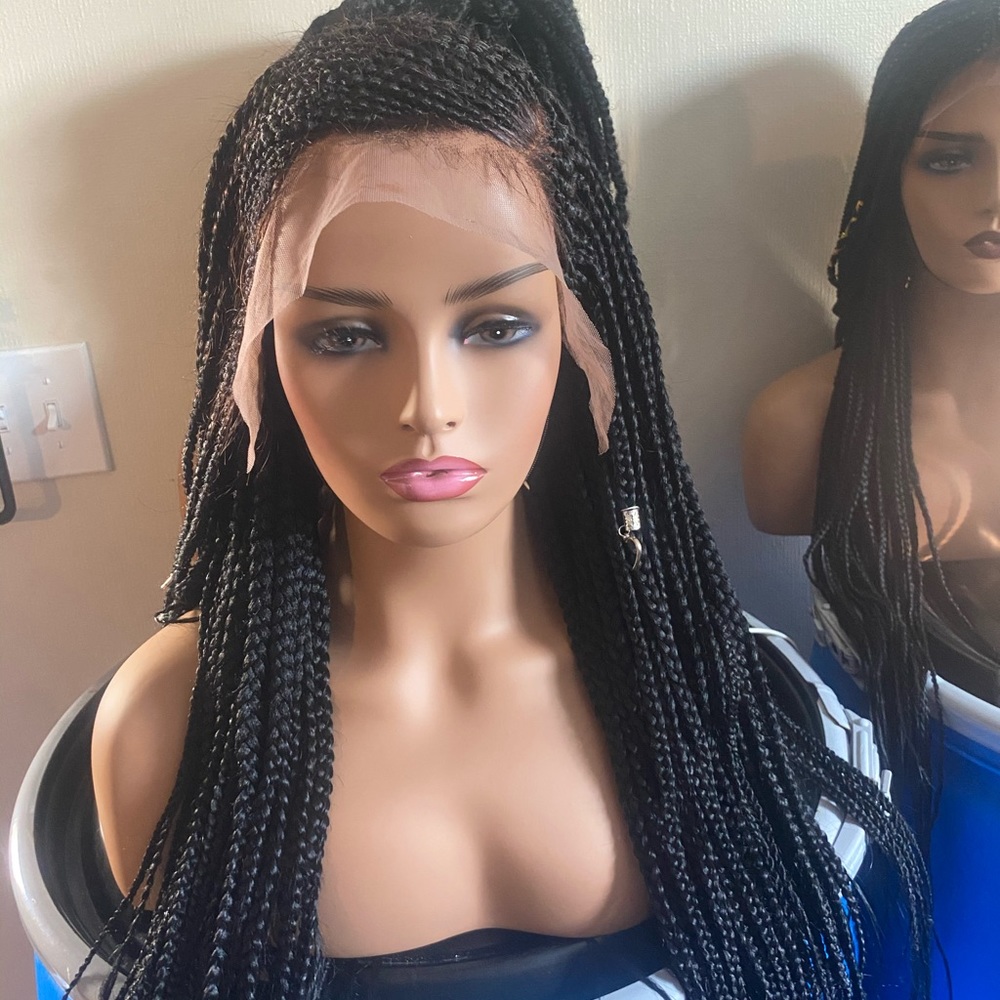 Rae cornrow wig - Picture 4 of 4